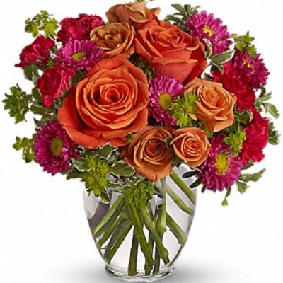<hr />

How sweet it will be when this dazzling arrangement arrives at someone's door. Very vibrant. Very vivacious. And very, very pretty.